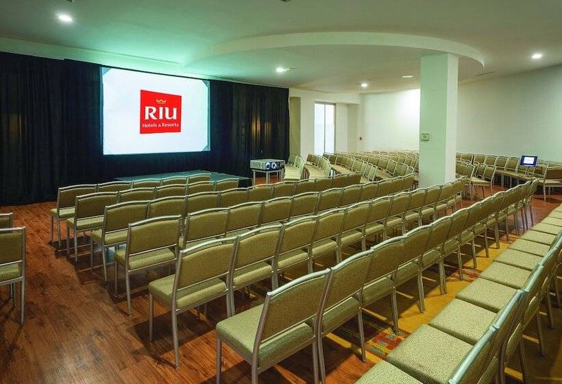 استراحتگاه Riu Palace Antillas - Adults Only - All Inclusive