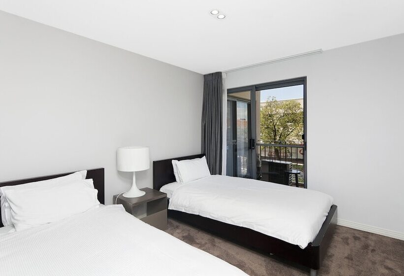 Astra Apartments   The Griffin