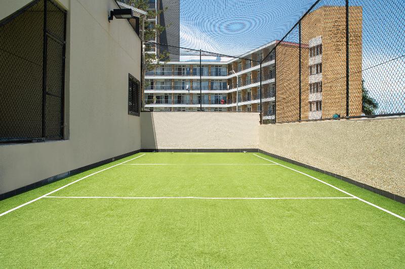 هتل Breakfree Cosmopolitan