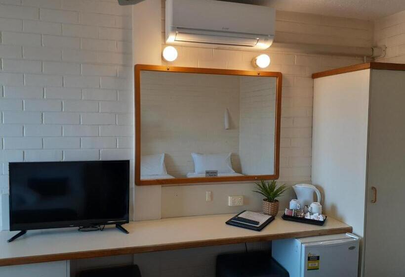 호텔 Crest Motor Inn