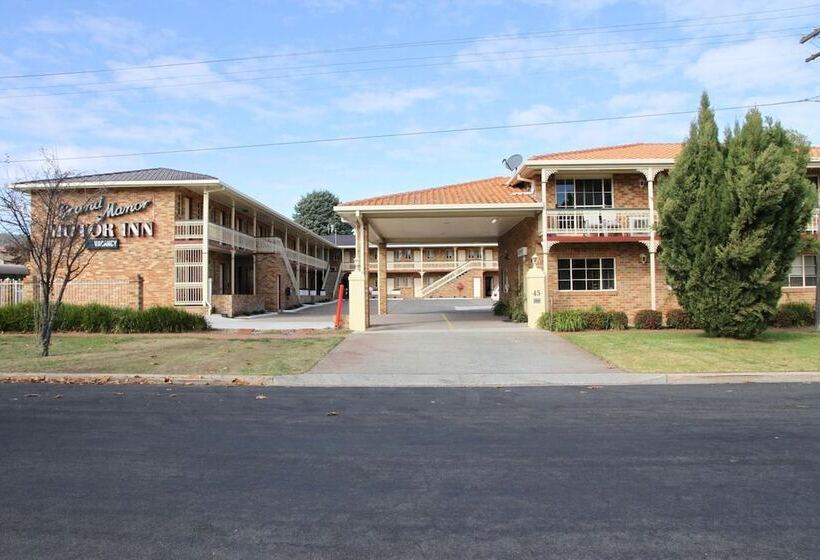 هتل Grand Manor Motor Inn