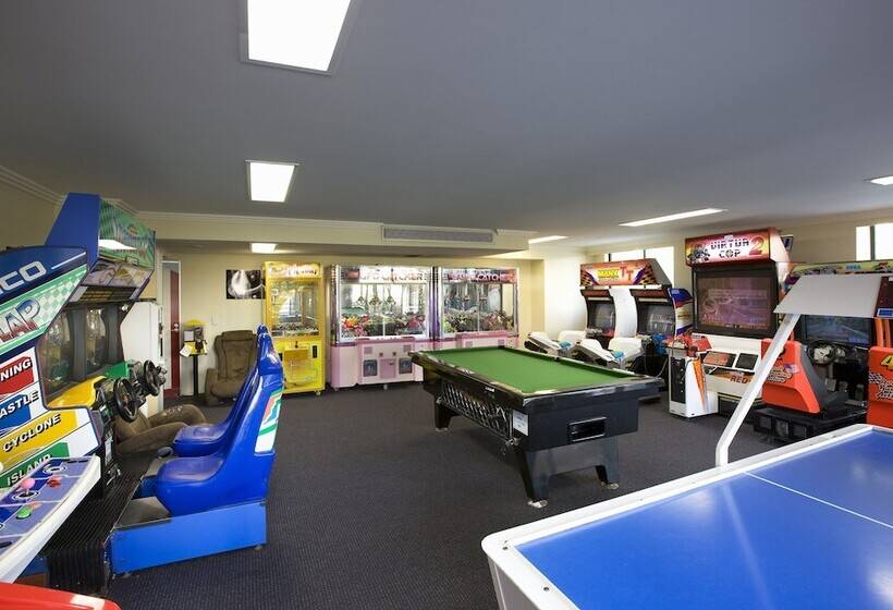 هتل Mantra Crown Towers