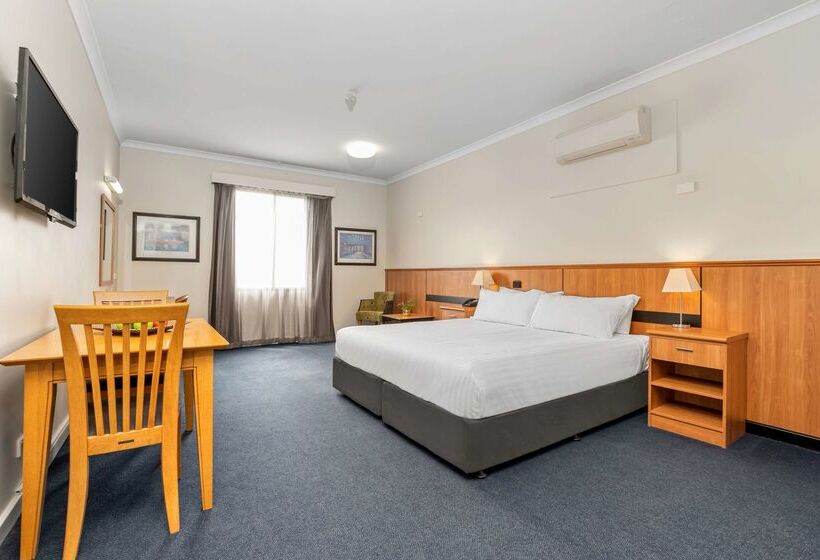 Metro Hotel Perth City
