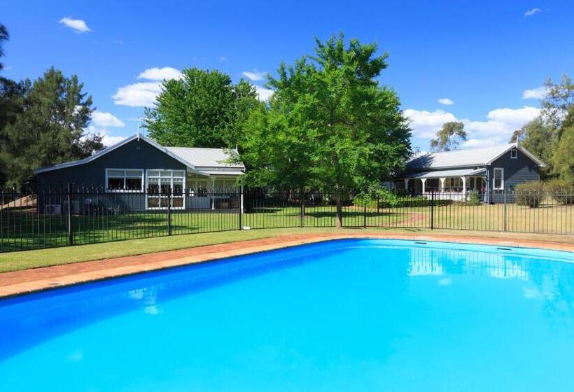 هتل The Convent Hunter Valley