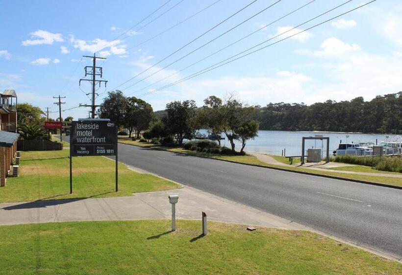 Lakeside Motel Waterfront