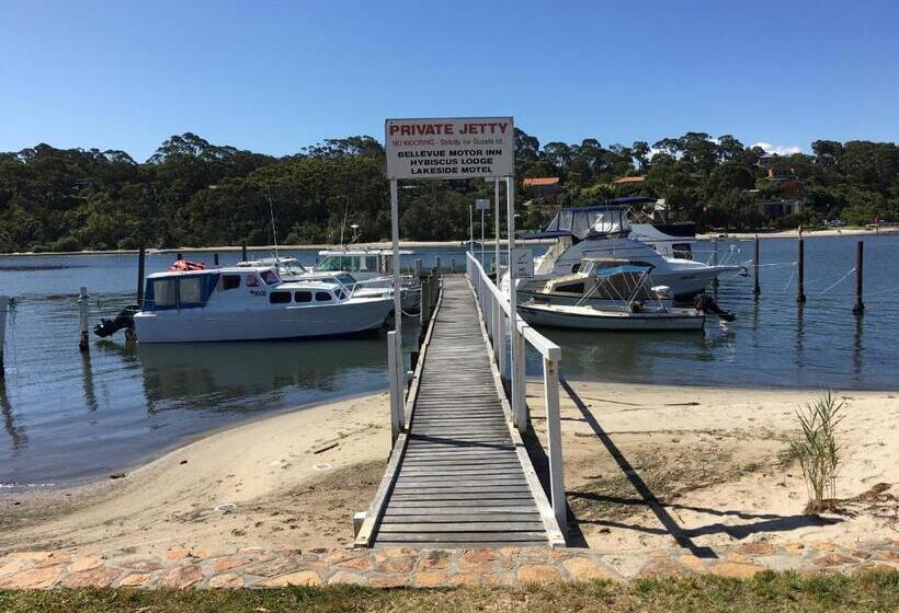 Lakeside Motel Waterfront