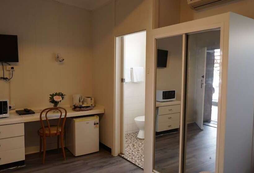 Мотель Country Motor Inn