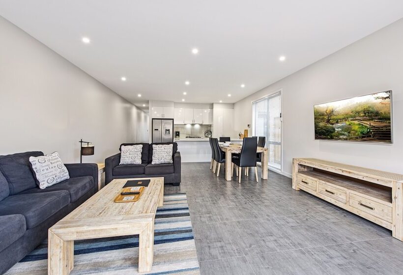 מוטל Fawkner Executive Suites & Serviced Apartments