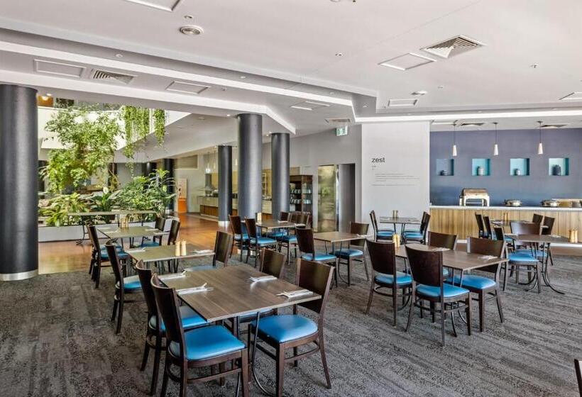 Novotel Darwin Cbd