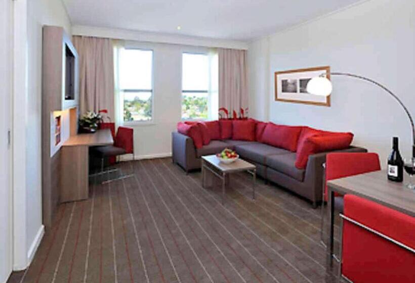 Novotel Melbourne Glen Waverley