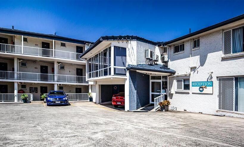 Ocean Front Motel