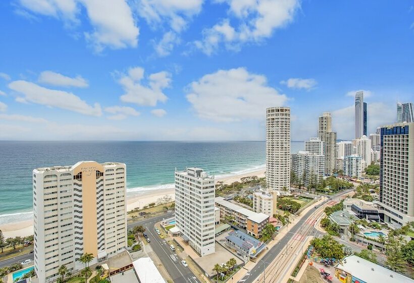 استراحتگاه Mantra Sun City