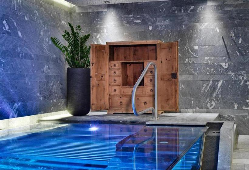 هتل Goldener Adler   Im Sommer Silvretta Card Premium Inkludiert