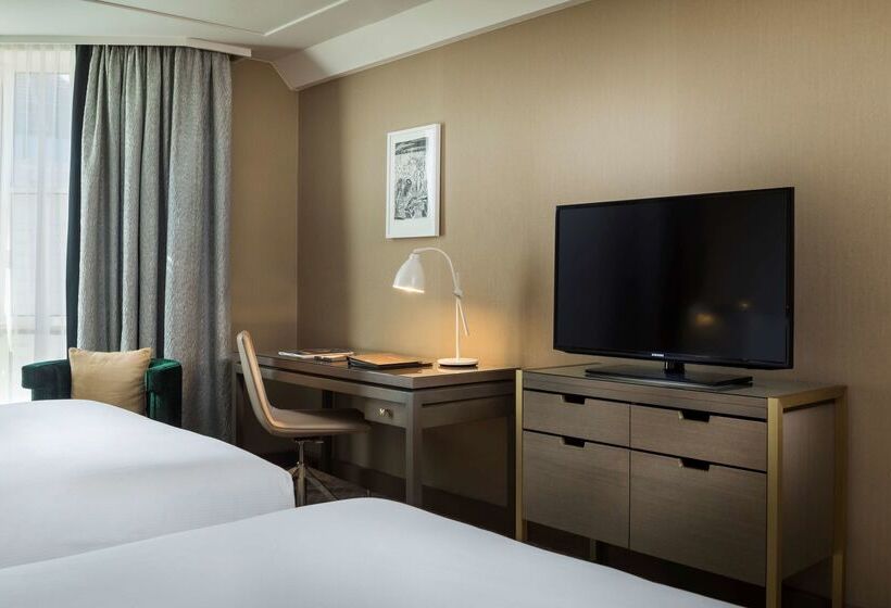 فندق Hilton Vienna Plaza