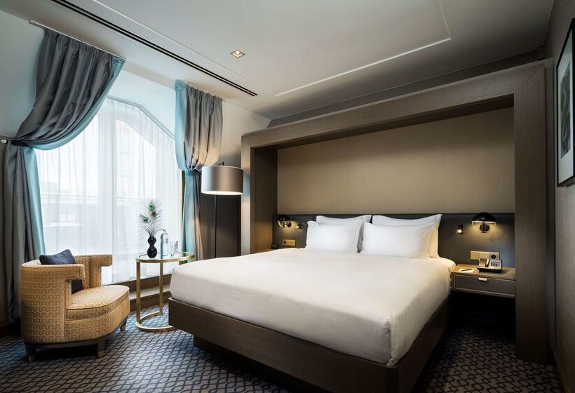 فندق Hilton Vienna Plaza