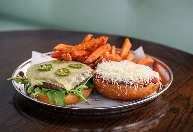 هتل Pullman Quay Grand Sydney Harbour