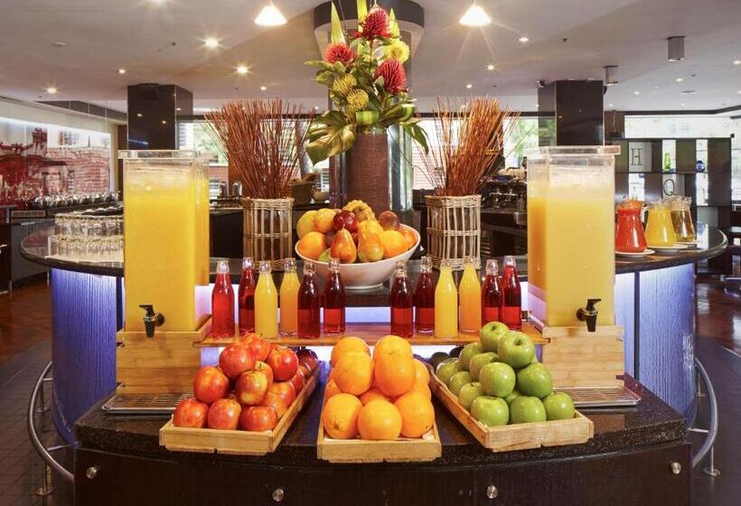 فندق Radisson On Flagstaff Gardens Melbourne