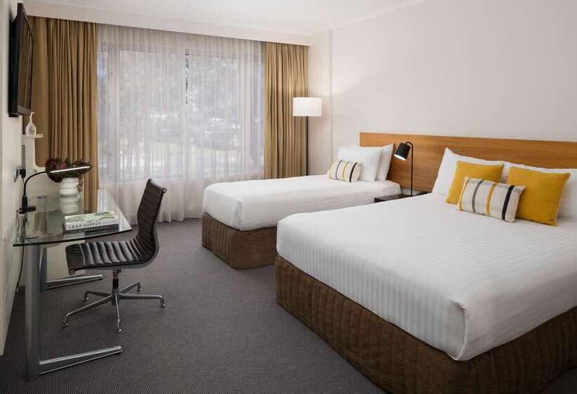 هتل Rydges Bankstown