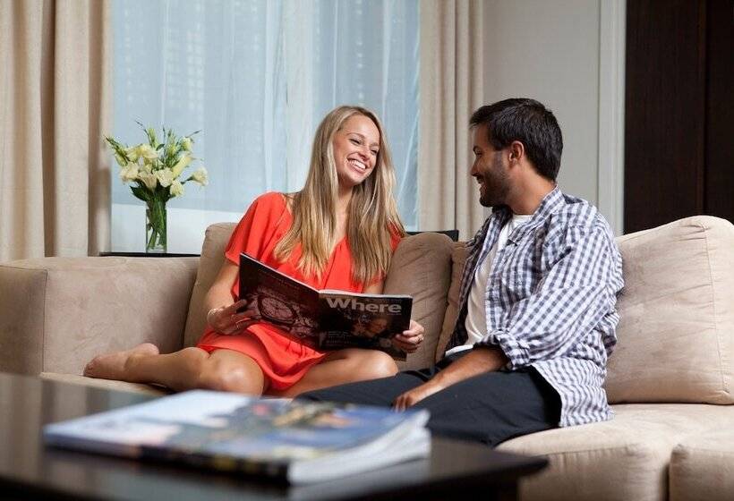 هتل Crowne Plaza Melbourne Carlton By Ihg
