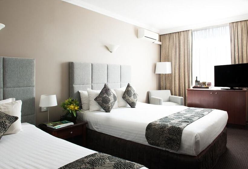 هتل Crowne Plaza Melbourne Carlton By Ihg