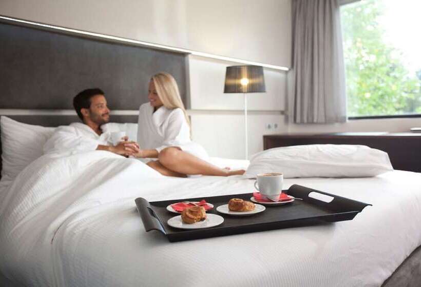 هتل Crowne Plaza Melbourne Carlton By Ihg