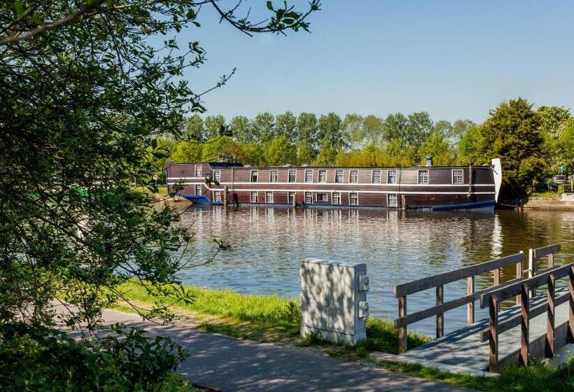 Boat Hotel De Barge