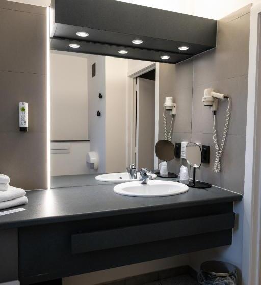 בית מלון כפרי Apostroff