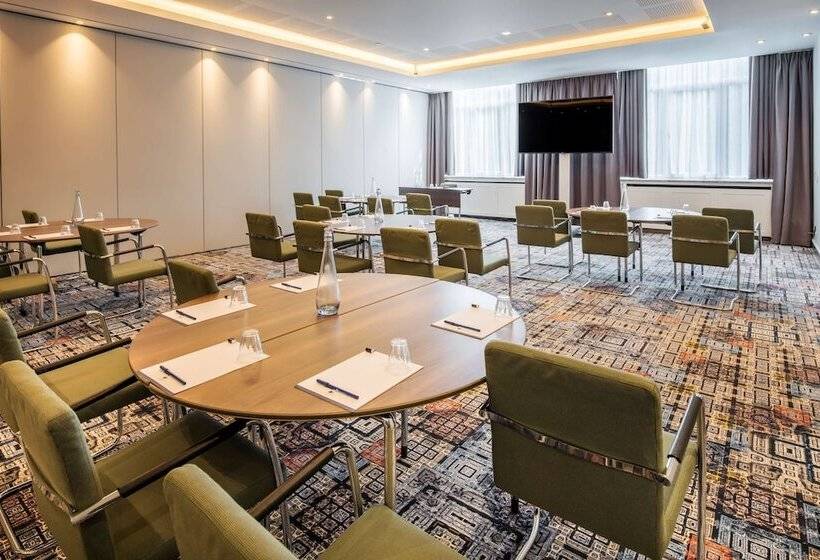 호텔 Doubletree By Hilton Brussels City