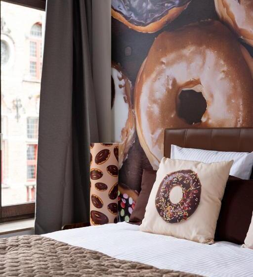 هتل The Chocolate Suites