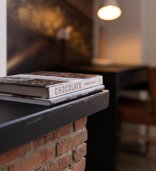 هتل The Chocolate Suites
