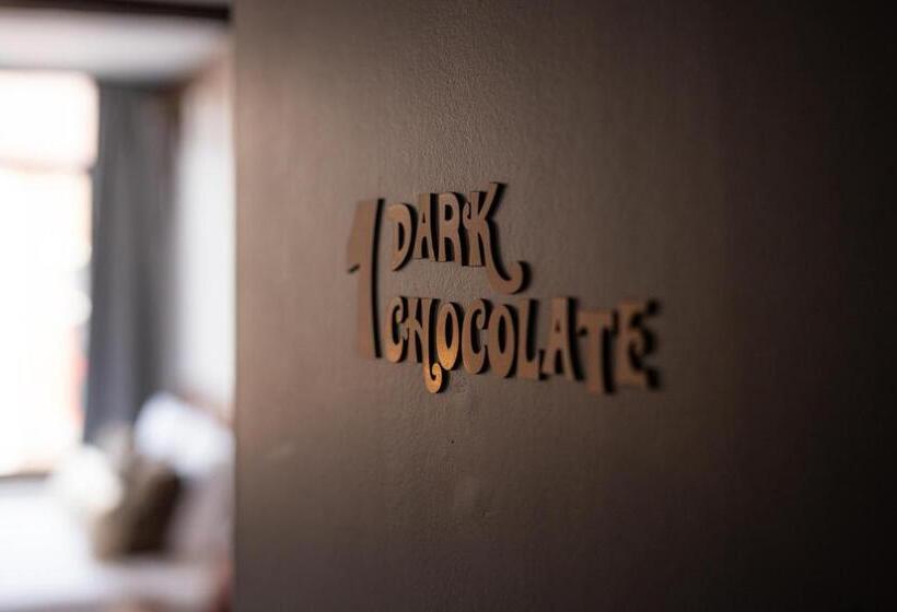 هتل The Chocolate Suites