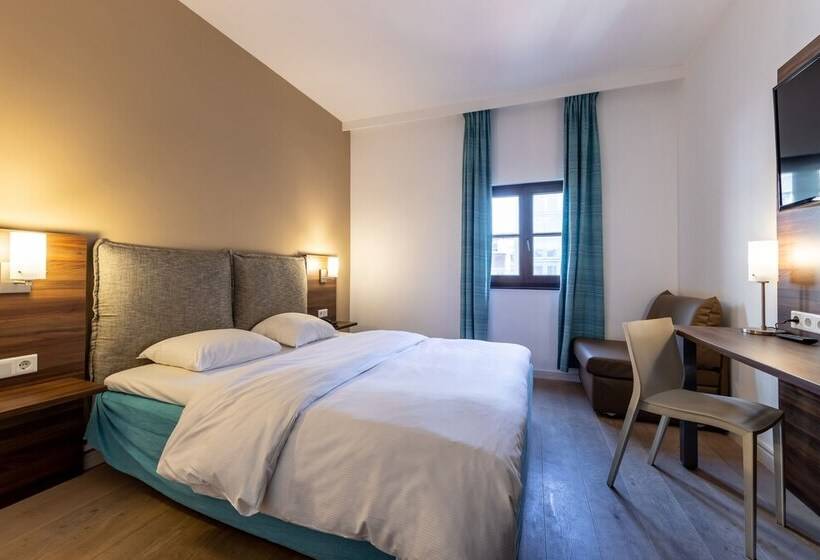 Hotel Tripinn Eden Antwerp