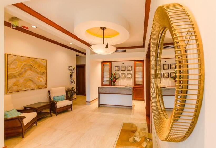 هتل Victoria House Resort & Spa