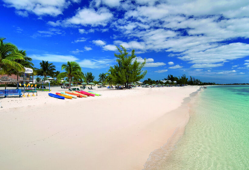 هتل Viva Fortuna Beach By Wyndham, A Trademark All Inclusive