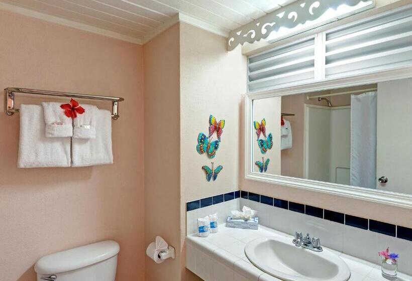 استراحتگاه Butterfly Beach