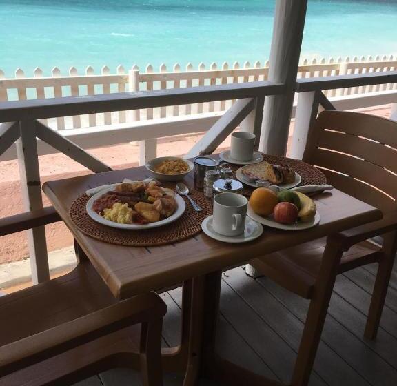 استراحتگاه Butterfly Beach