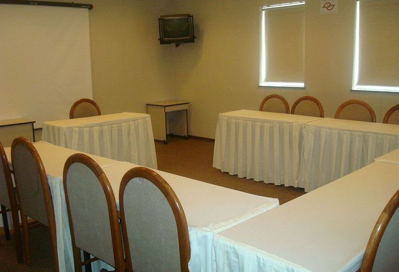 فندق Augusta Park Suite