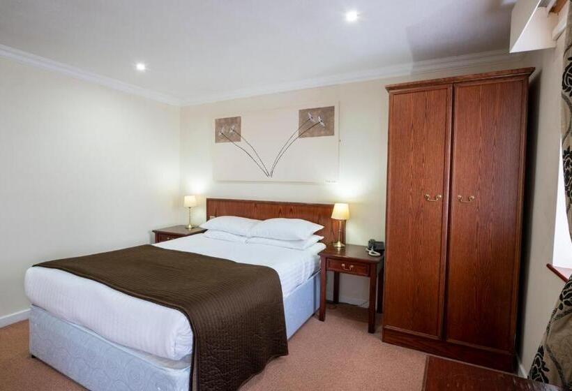 فندق Beaufort Park