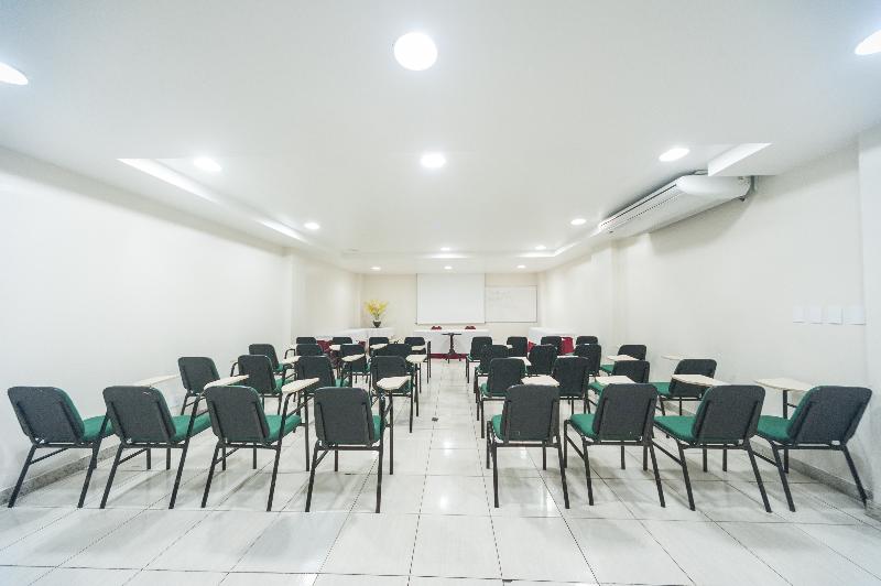 בית מלון כפרי Golden Park Salvador