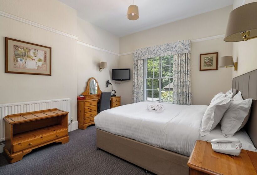 فندق Reigate Manor