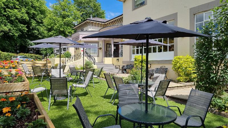 فندق Reigate Manor