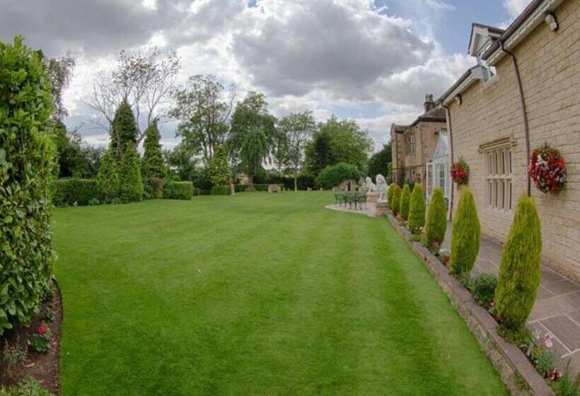 호텔 Rogerthorpe Manor