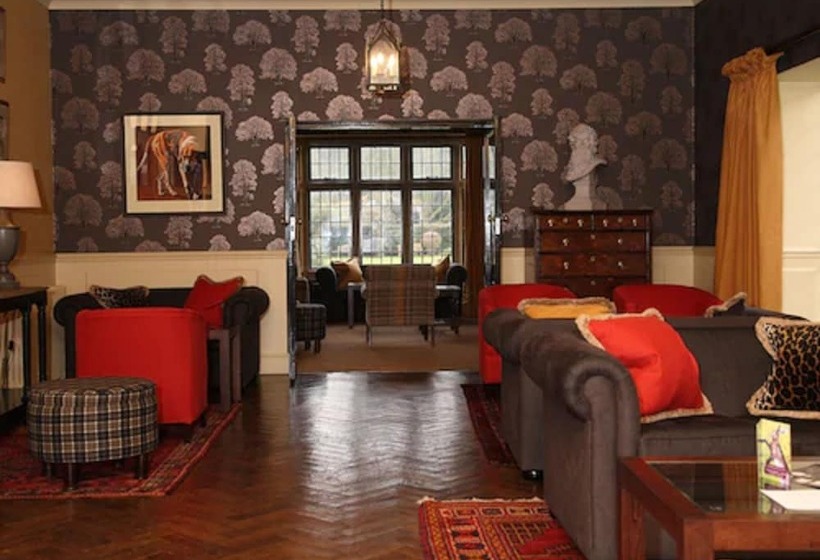 هتل The Hare & Hounds