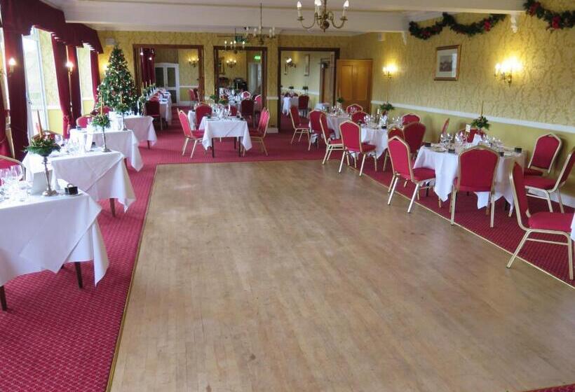 هتل The Izaak Walton Country House