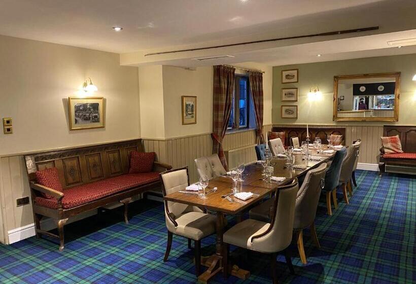 هتل The Izaak Walton Country House