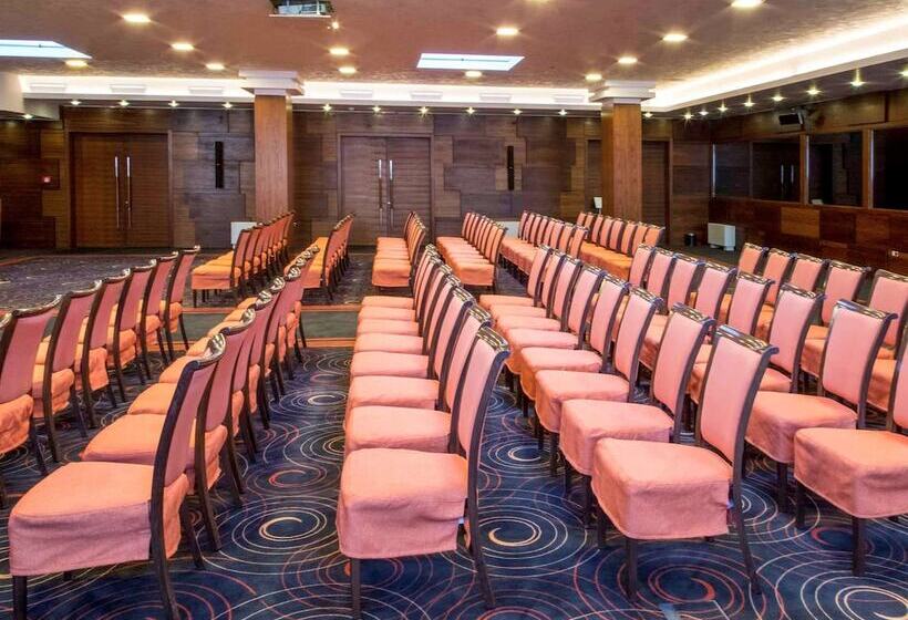 Fotos del hotel Novotel Sarajevo Bristol:  36 Fotos del hotel Novotel Sarajevo Bristol:  36
