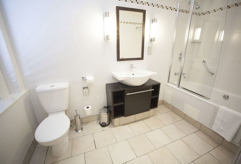 هتل Buckerell Lodge