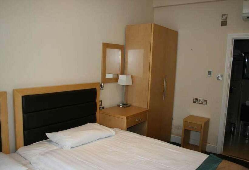 Fotos del hotel Cromwell International Hotel:  4