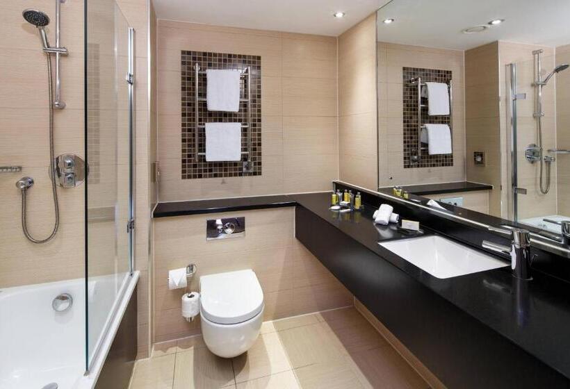Delta Hotels By Marriott Cheltenham Chase