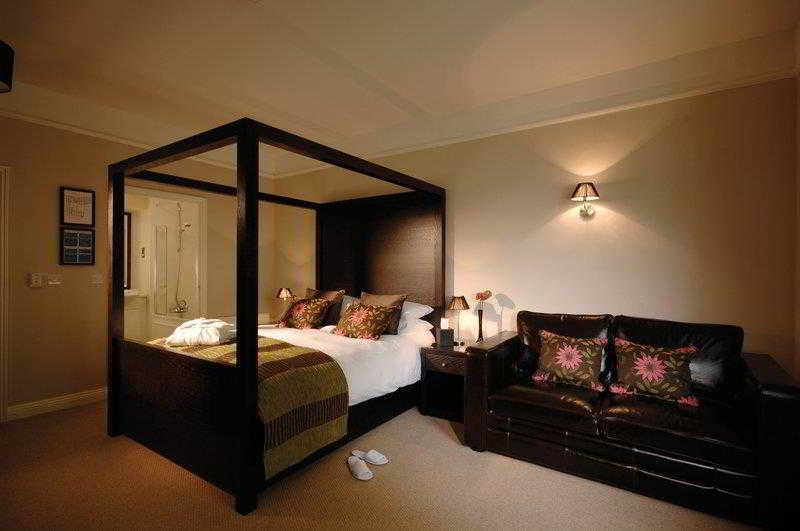 هتل Forest Lodge